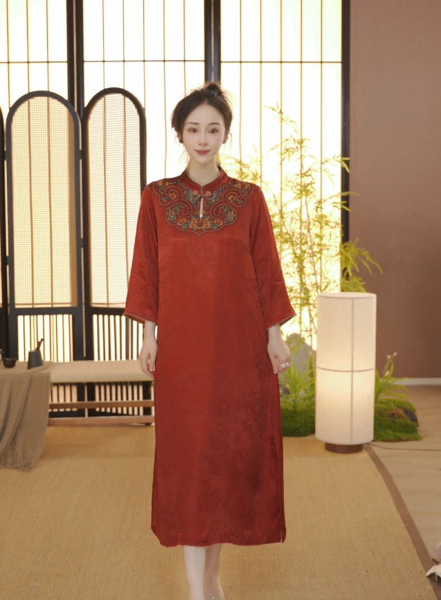 （琉璃锦）刺绣连衣裙改良中式斜襟春夏季女装宽松连衣裙 FS2411413