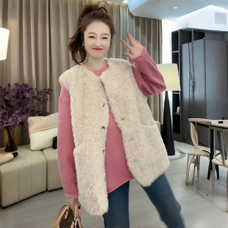 圆领皮毛一体羊羔毛马甲女秋冬季新款宽松显瘦气质无袖坎肩上衣潮