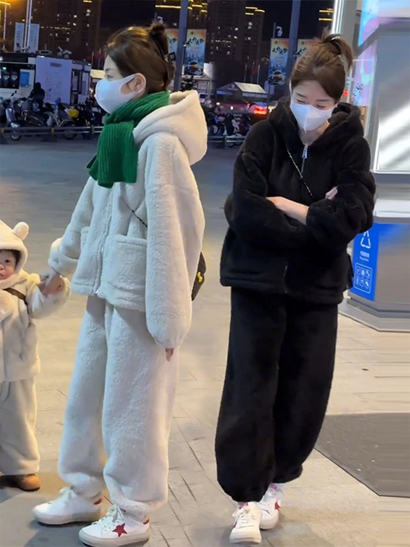 韩版毛绒绒时尚休闲连帽外套女冬季加厚加绒2024新款家居服两件套