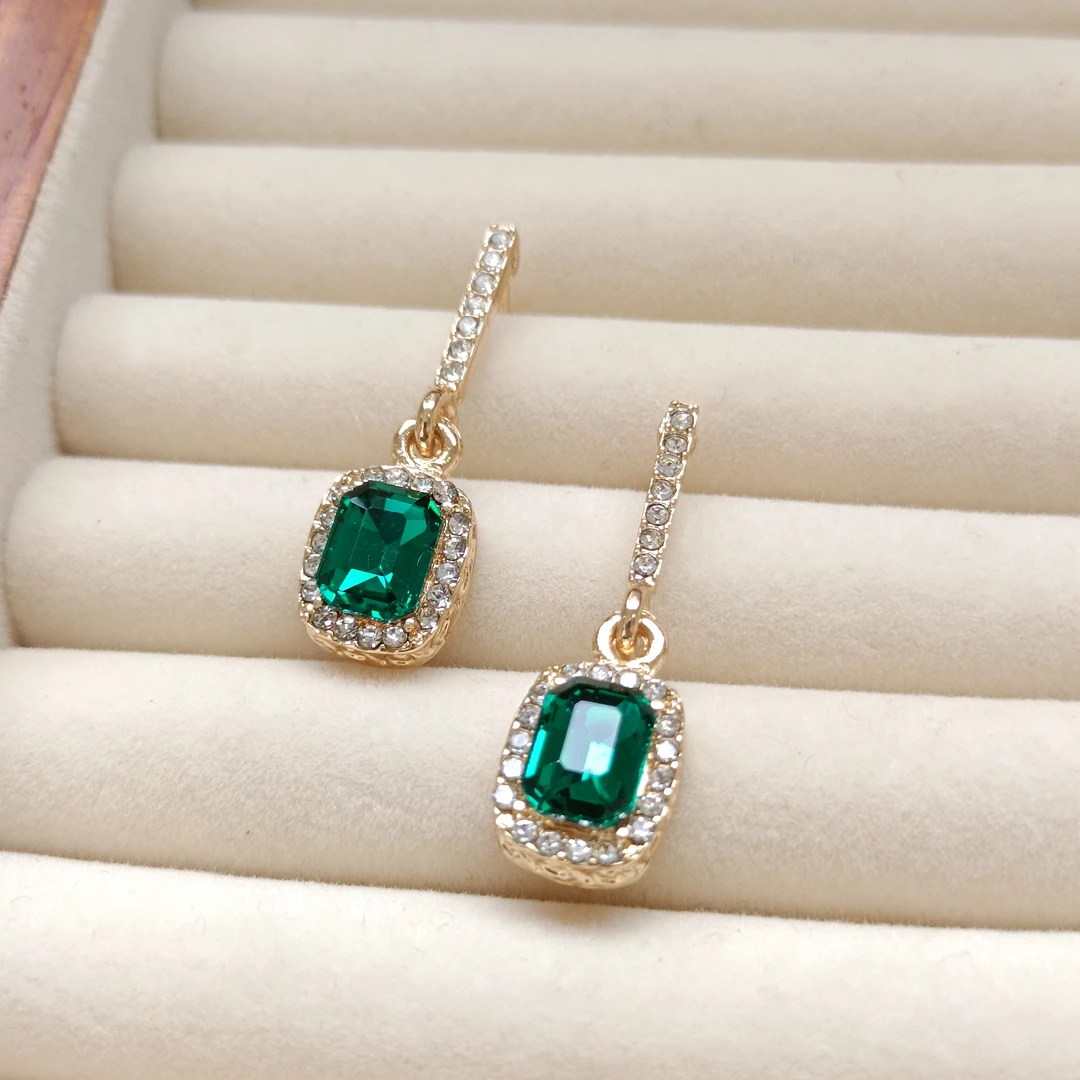 合金锆石耳饰 复古华丽绿色锆石耳钉气质轻奢时尚百搭小众简约