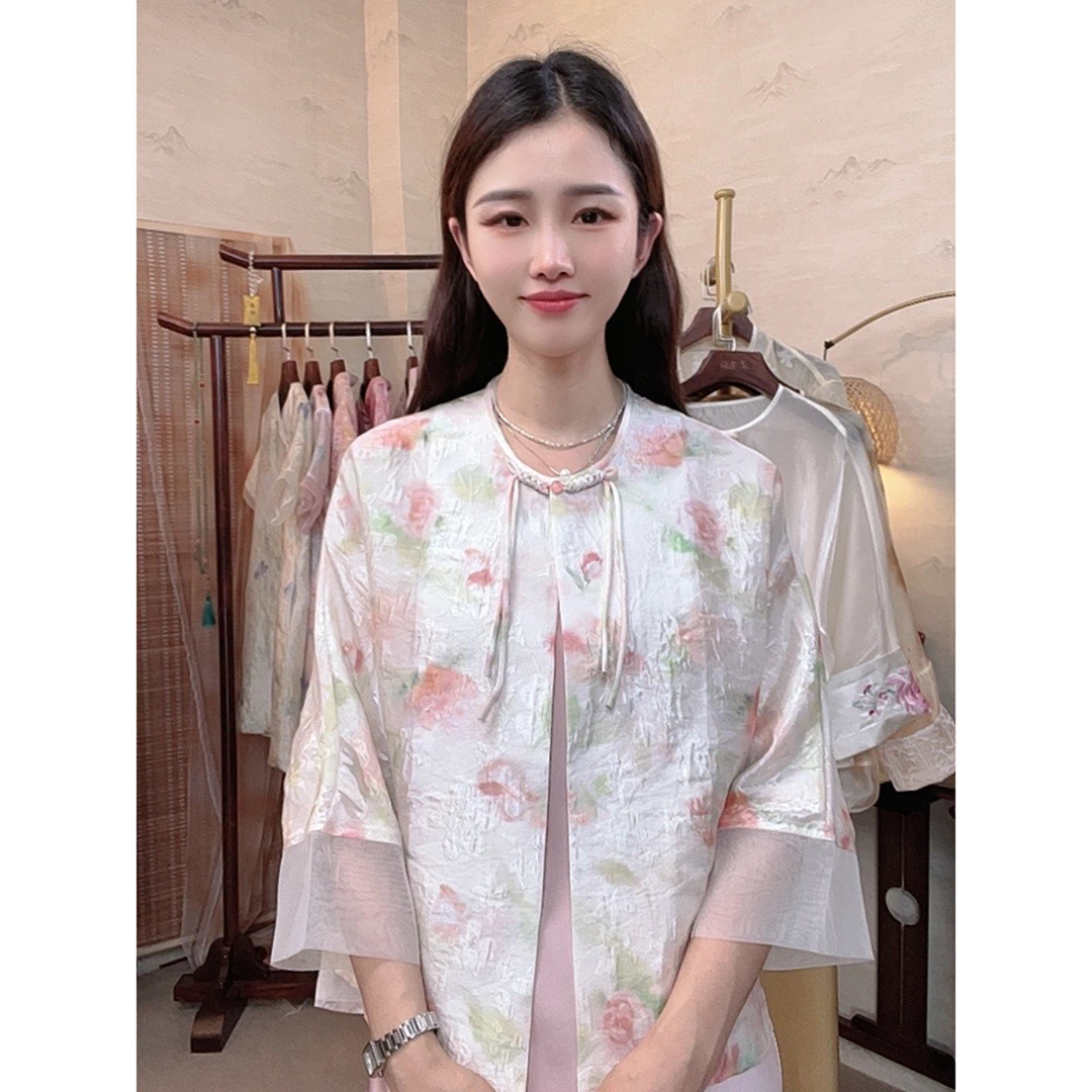 新中式复古夏季新款少女V领蝴蝶印花衬衫女宽松阔袖短款上衣女