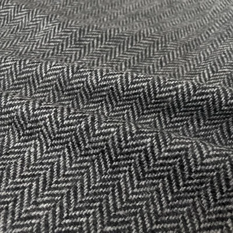 欧美经典羊毛黑灰色人字毛呢西装面料 时装大衣马甲设计师布料