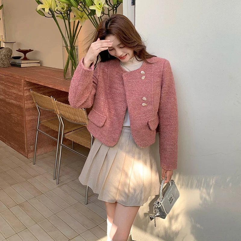粉色小香风纽扣门襟短款呢大衣女2025春秋新款小个子百搭毛呢外套