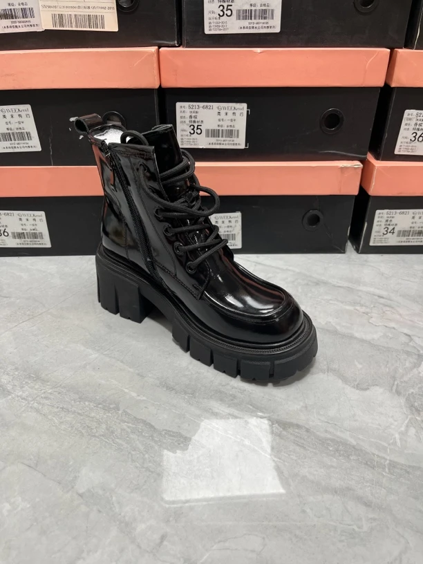 2567 样5 黑色厚底圆头短靴