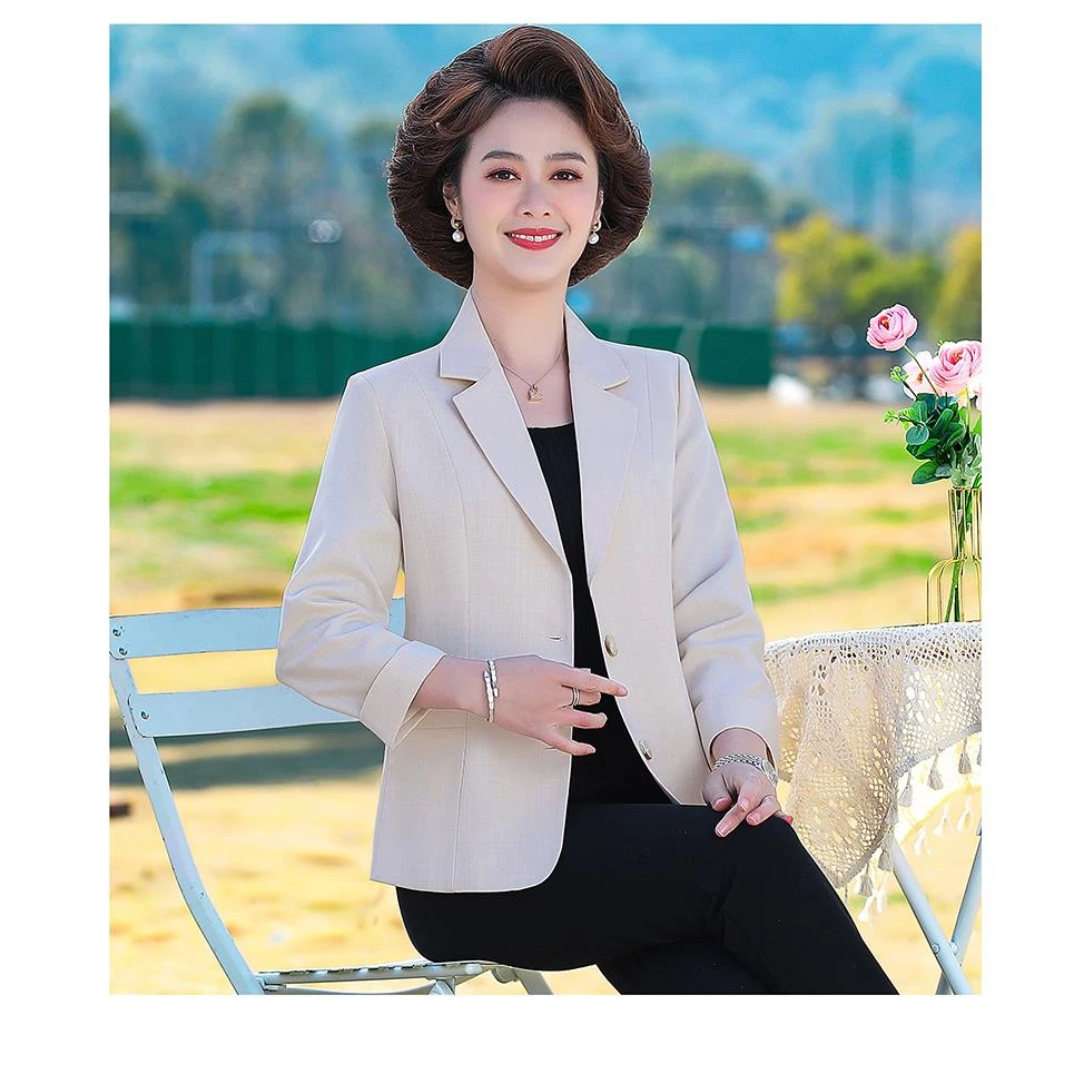 中年妈妈装春装洋气薄款外套短款中老年女装春秋洋气小西装上衣
