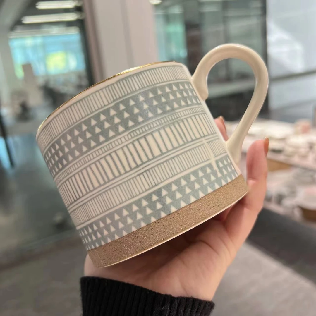 【东泰】出口某韩马克杯釉下彩手绘白三角粗陶杯家用办公大容量杯子