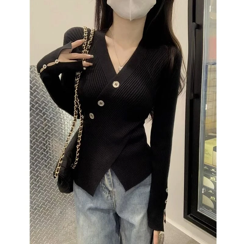黑色内搭v领毛衣打底衫女春秋不规则修身开叉高级感针织长袖上衣