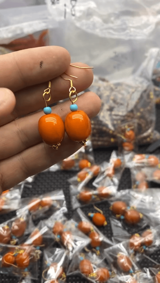 【闪购商品】蜜蜡耳饰未镶嵌D04
