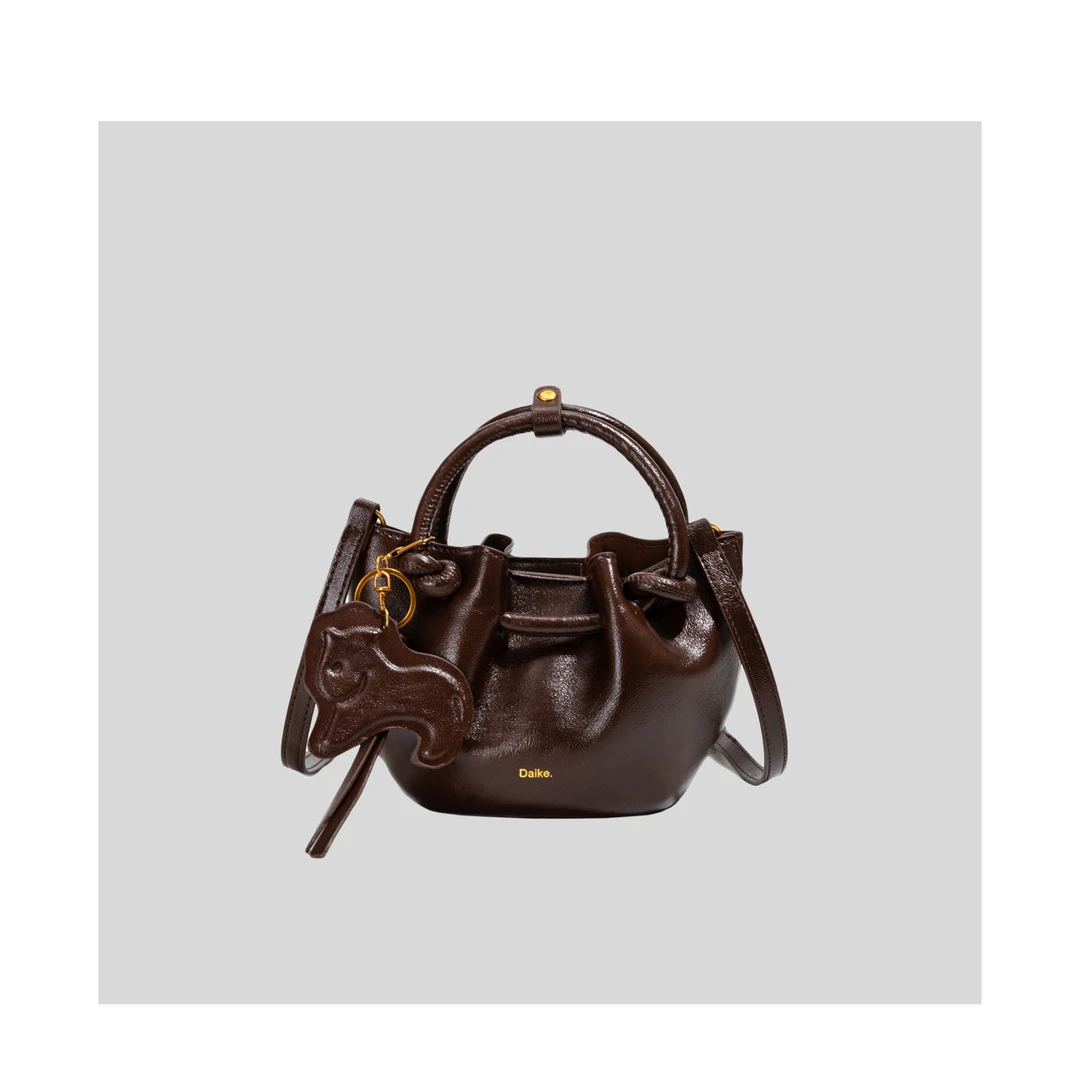 【一媛轻奢】手拎水桶包女2024秋冬新款复古高级感单肩斜挎包A-6265