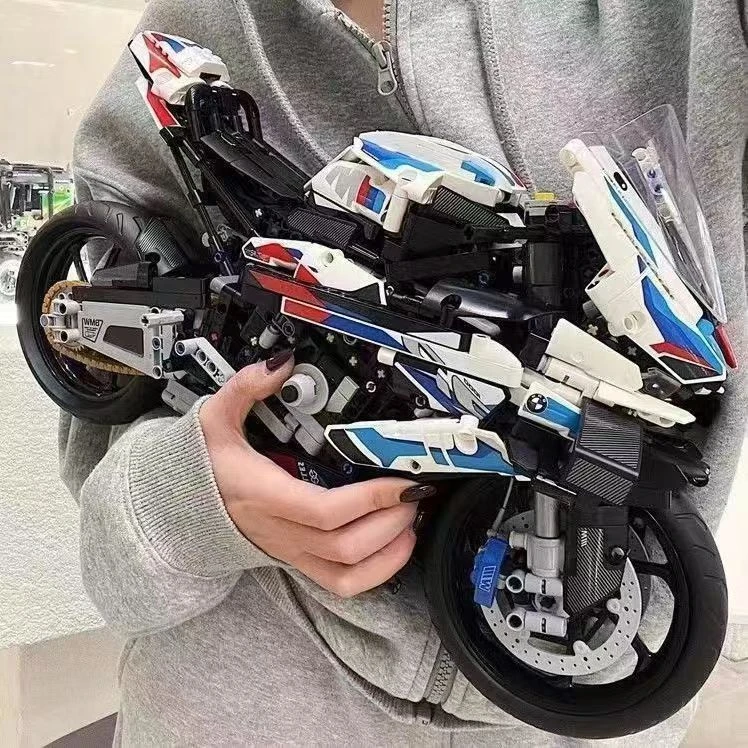 1:5宝马1000RR联动摩托车拼装玩具模型益智积木高难度生日礼物