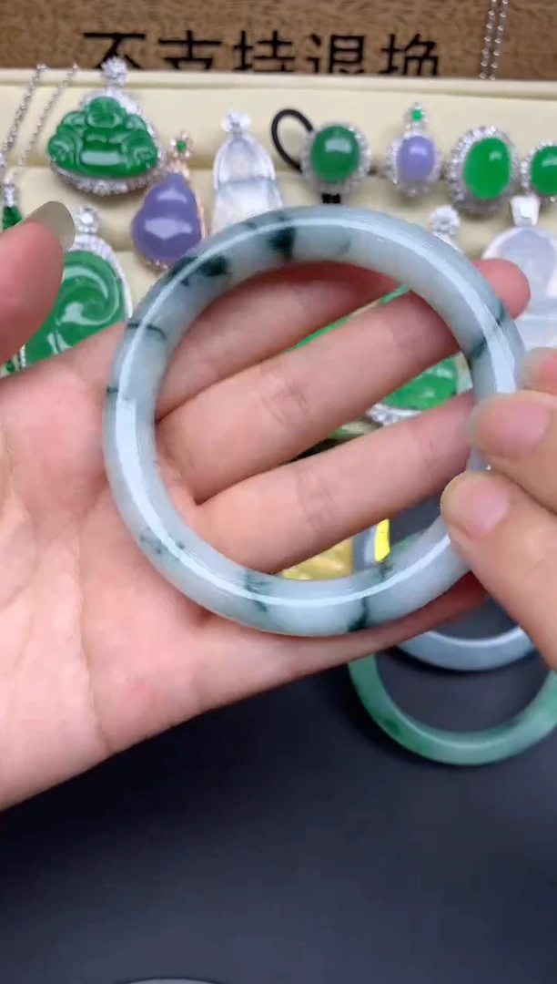 【闪购商品】翡翠手镯未镶嵌512-多人