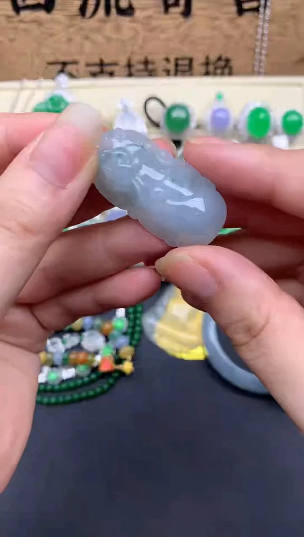 【闪购商品】翡翠颈饰18K金镶嵌92-多人