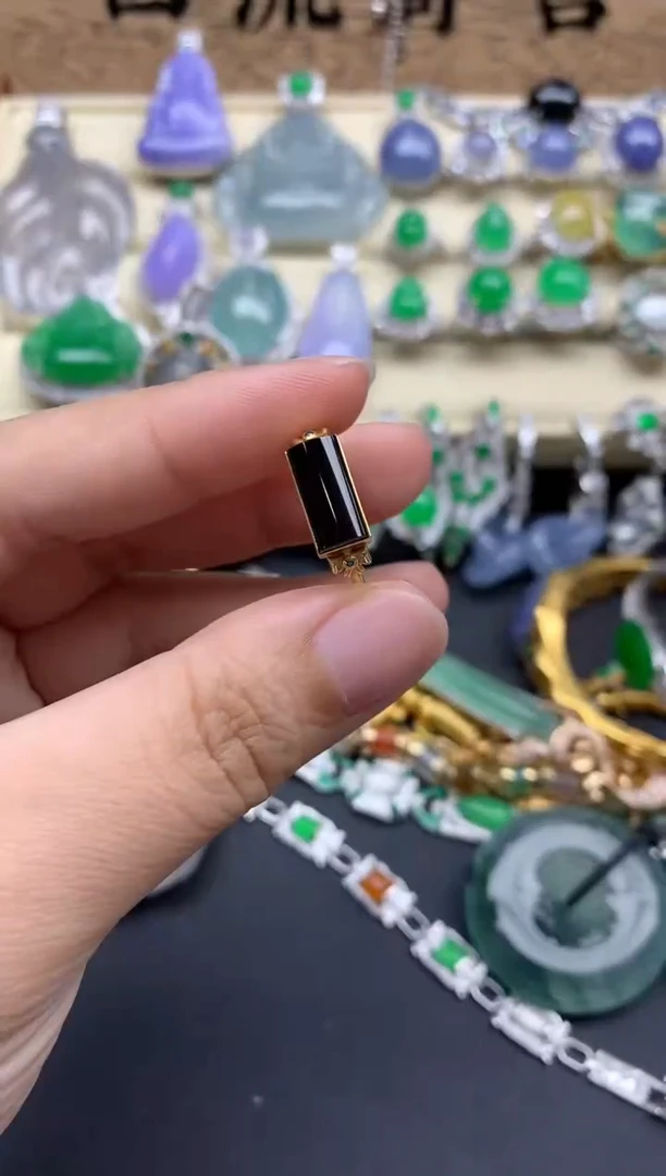 【闪购商品】翡翠戒指18K金镶嵌532-中国好珍宝