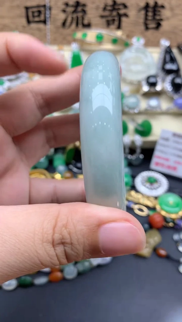 【闪购商品】翡翠手镯未镶嵌131-中国好珍宝