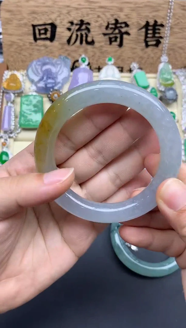 【闪购商品】翡翠手镯未镶嵌877-多人