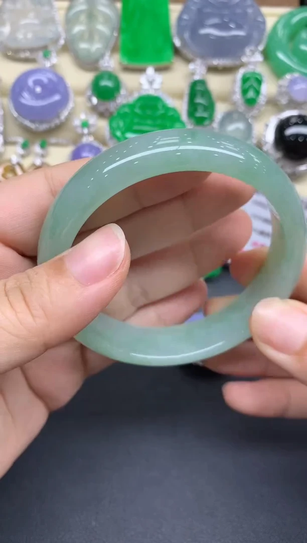 【闪购商品】翡翠手镯未镶嵌155-多人