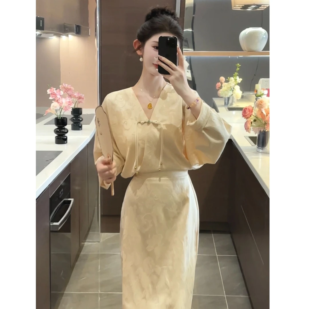 【周粥】【琉珠】秋季新款设计感假两件连衣裙气质收腰JJX4LYQ4071