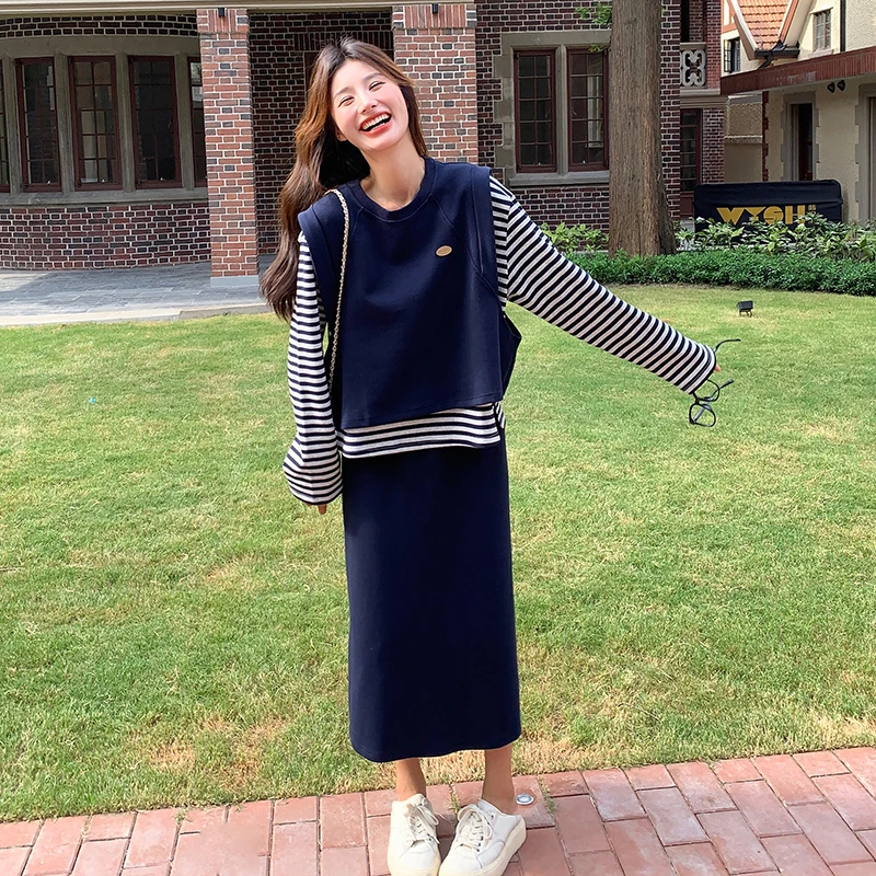 藏青色气质显瘦套装裙女秋冬2025新款学院风减龄春秋半身裙三件套