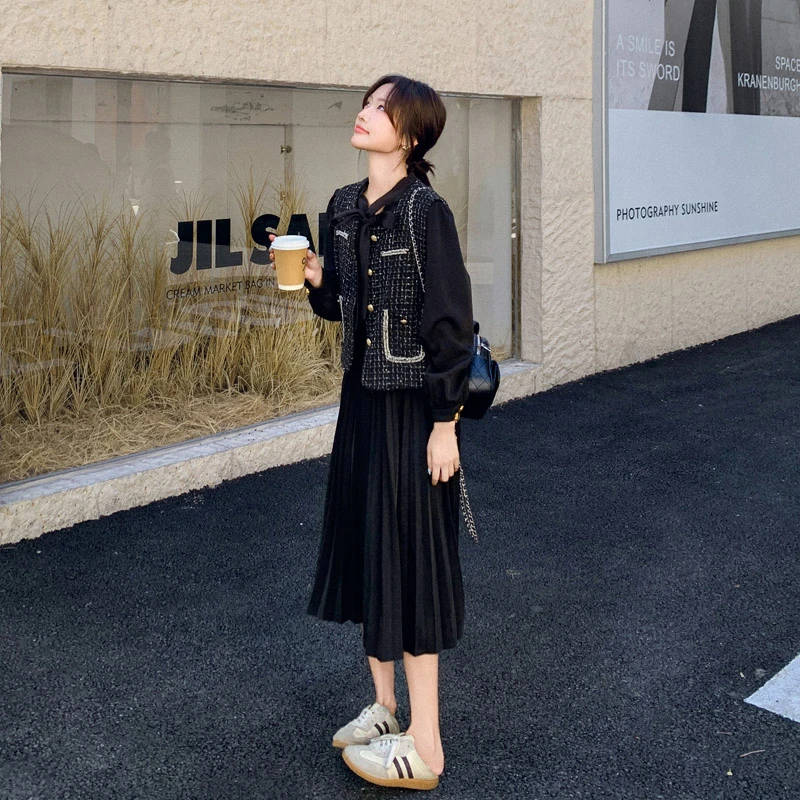 衬衫裙秋冬针织洋气气质套装女早秋新款感小香风马甲时尚裙两件套