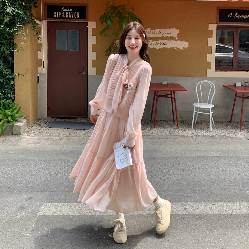 粉色针织马甲秋冬连衣裙女新款穿搭一整套气质裙子初恋长裙两件套