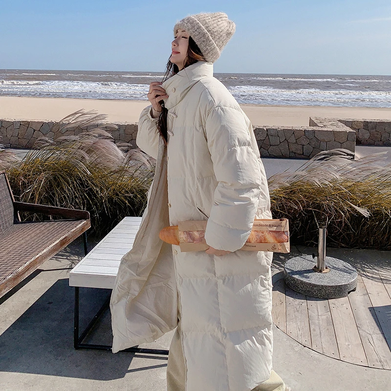 白色白鸭绒羽绒服女保暖2025新款韩系简约超好看收腰面包服外套