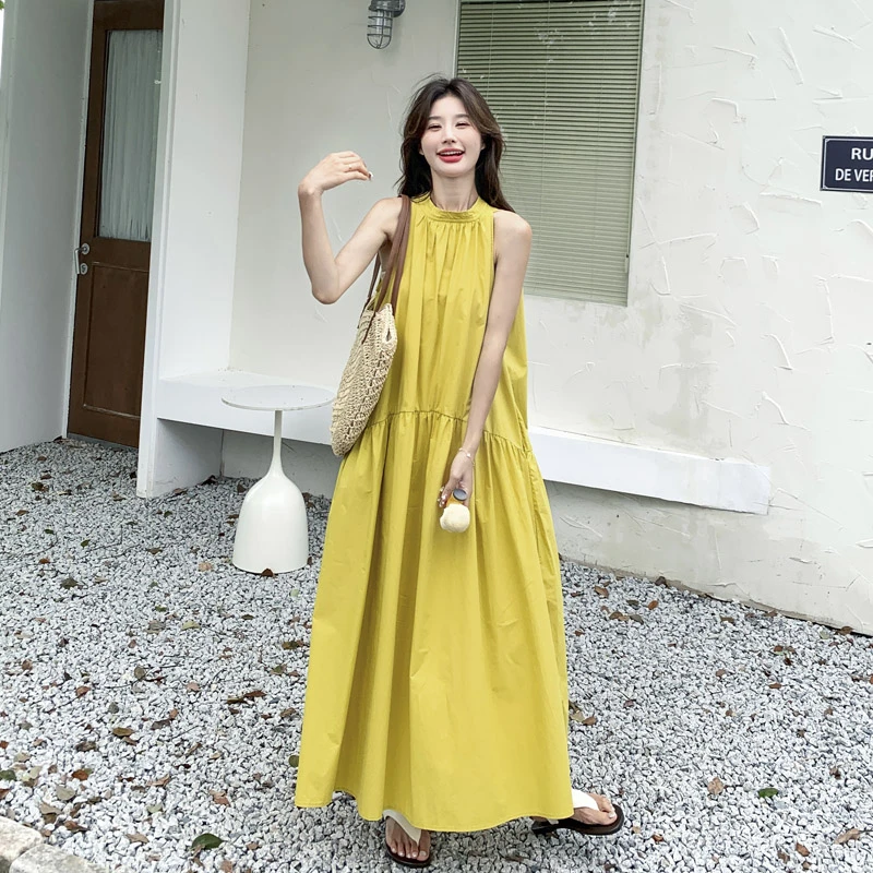 小白裙法式慵懒度假风过膝挂脖大码女韩版2025时尚气质感简约长裙
