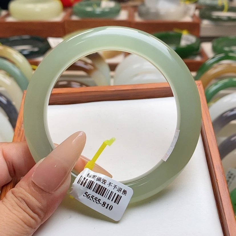 【闪购商品】和田玉手镯未镶嵌5859