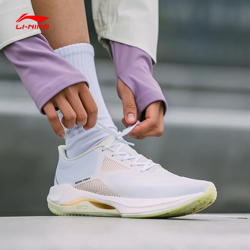 李宁超轻20女春夏轻便回弹舒适透气休闲百搭运动鞋ARBT002-B品