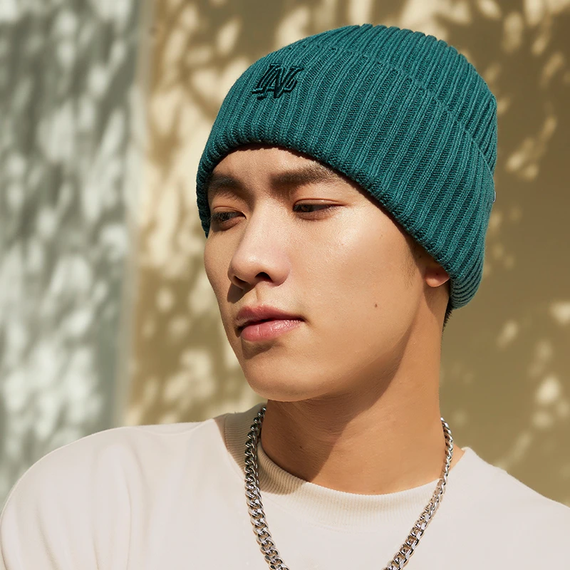 李宁运动帽男女款冬季运动时尚系列舒适保暖休闲针织帽AMZS063-5