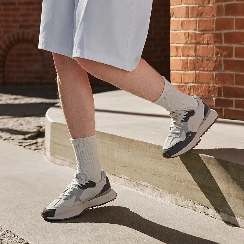 李宁载物休闲鞋男子小蛮腰阿甘鞋轻便运动鞋AGCU113-B品