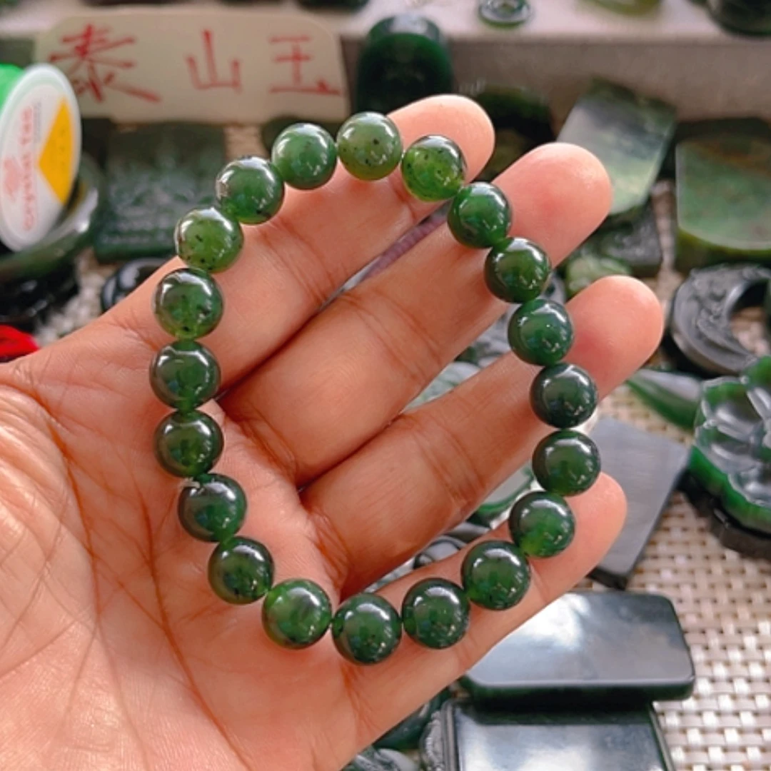 【闪购商品】蛇纹石玉颈饰未镶嵌我****?