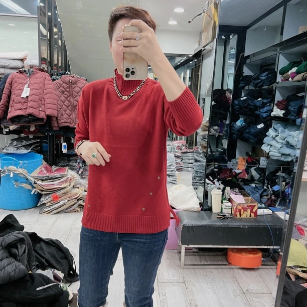 亲肤系列7色大版休闲宽松半高领毛衣7011品