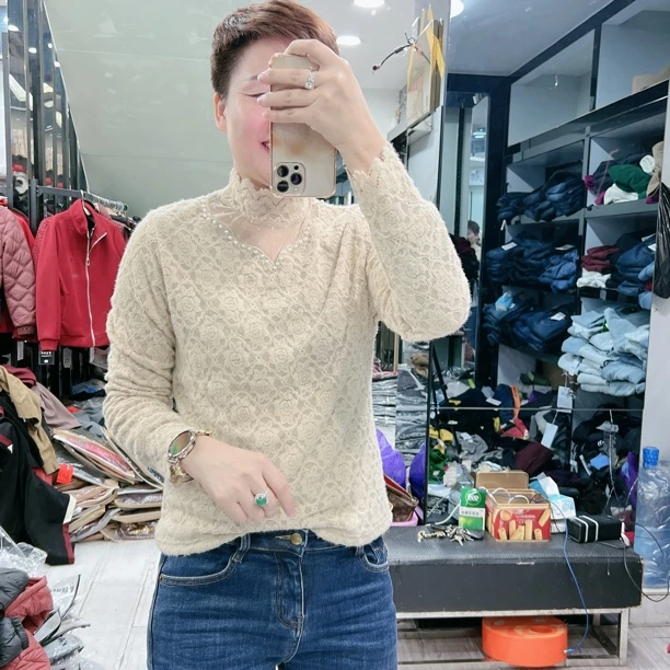 高级仿貂绒加绒保暖3色透视领口蕾丝上衣3336品