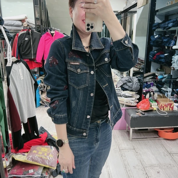 韩版超帅植绒里刺绣珠片修身牛仔外套24816品