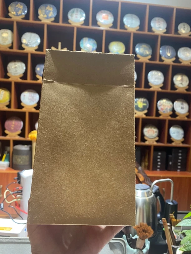 2024年秘境红茶一盒100克