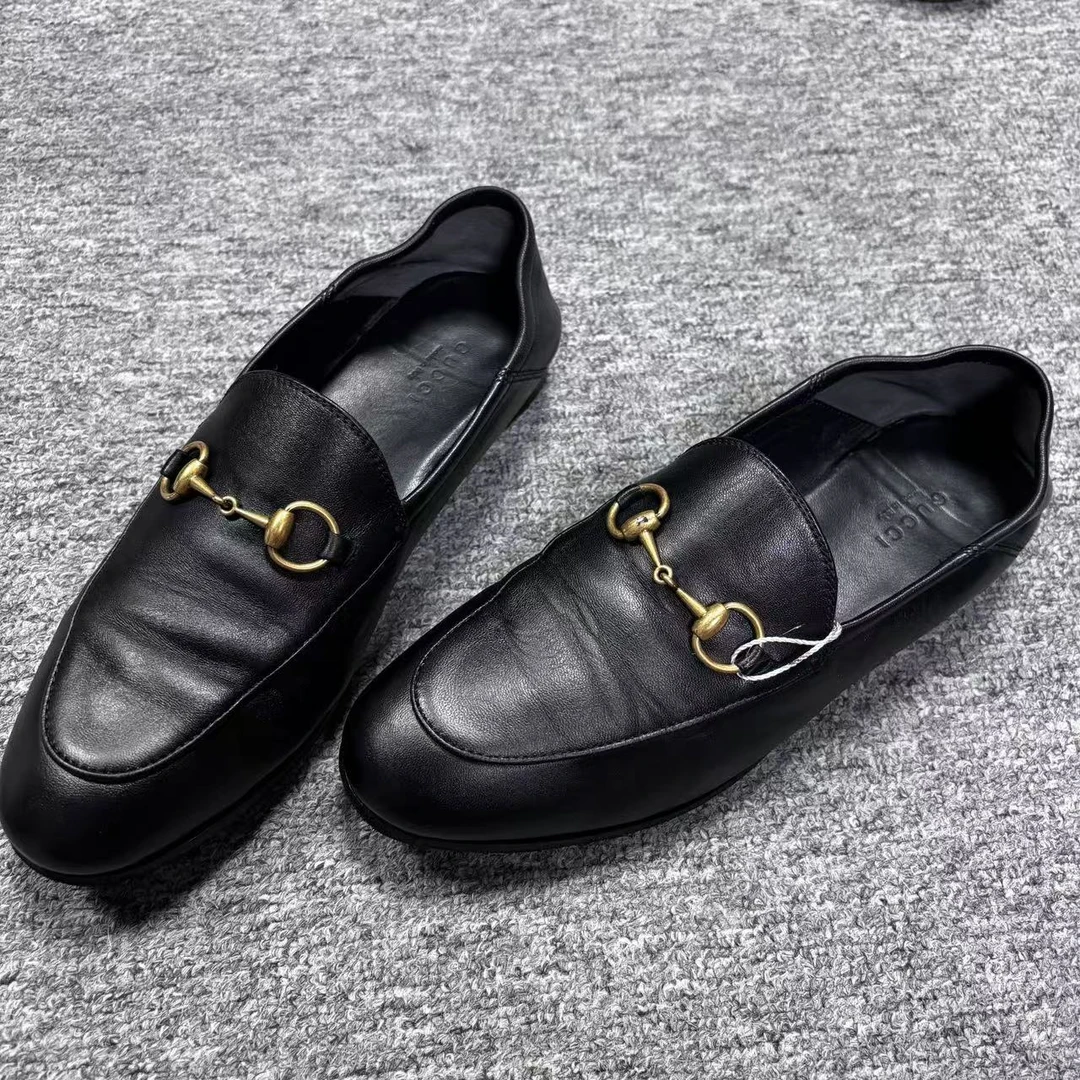 GUCCI/古驰36码/诺曼女鞋折扣 黑色马衔扣可采跟平底乐福鞋  636