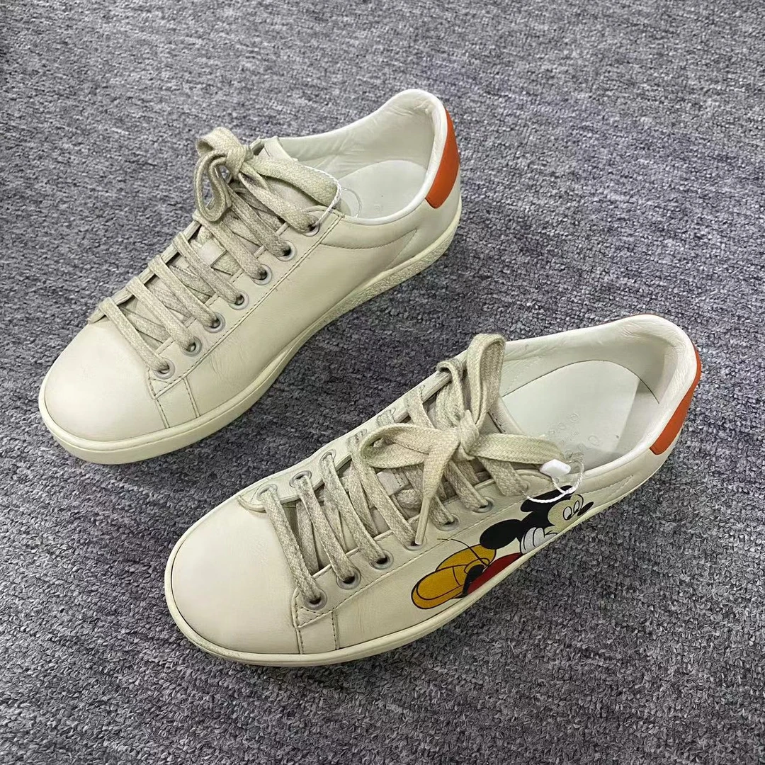 GUCCI/古驰诺曼女鞋折扣 白色休闲时尚米奇百搭板鞋34.5码 1419