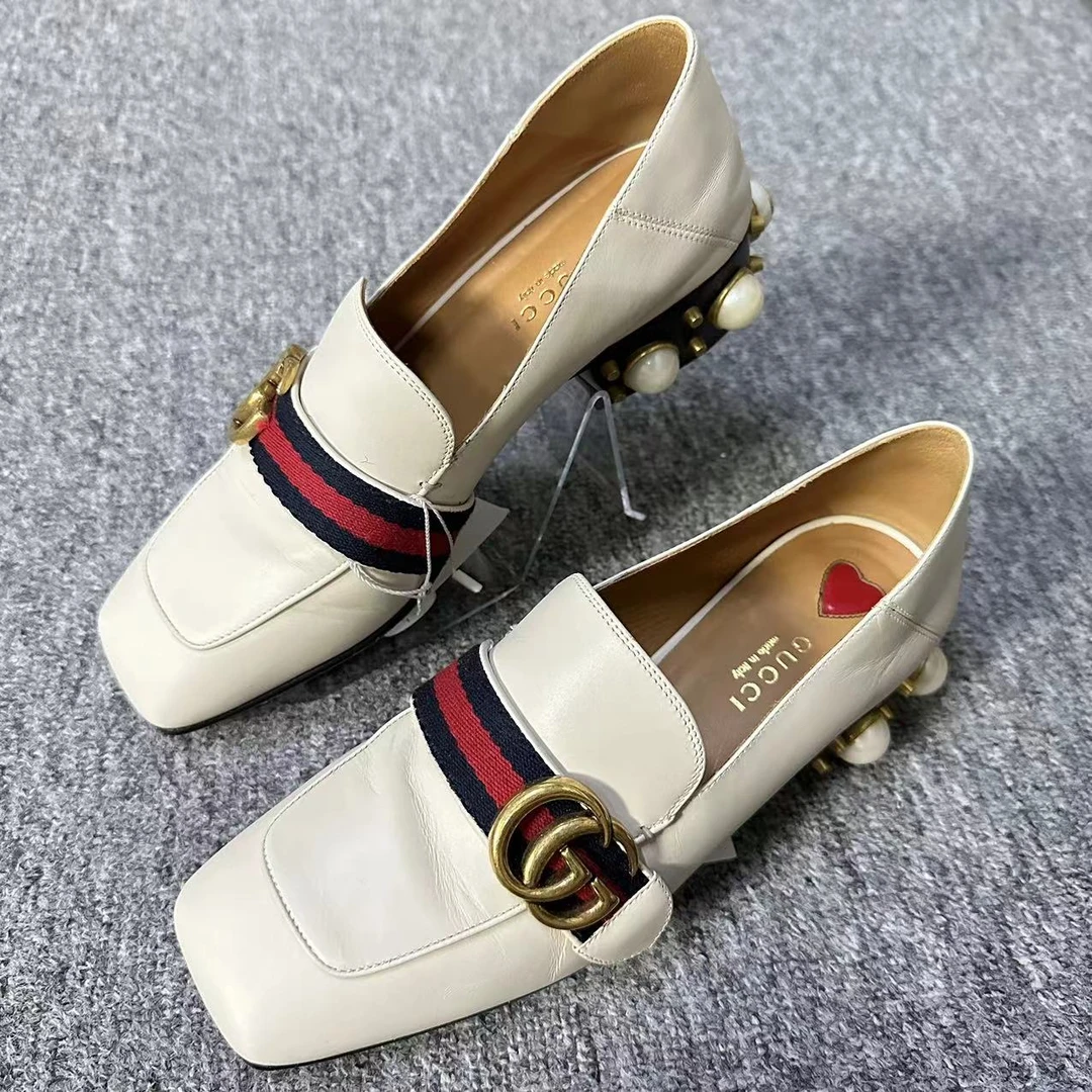 GUCCI/古驰noman折扣 白色条纹双G金扣粗跟珍珠乐福鞋 36码 1151