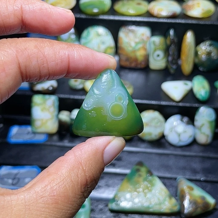 【闪购商品】玛瑙珠宝奇石未镶嵌穿*