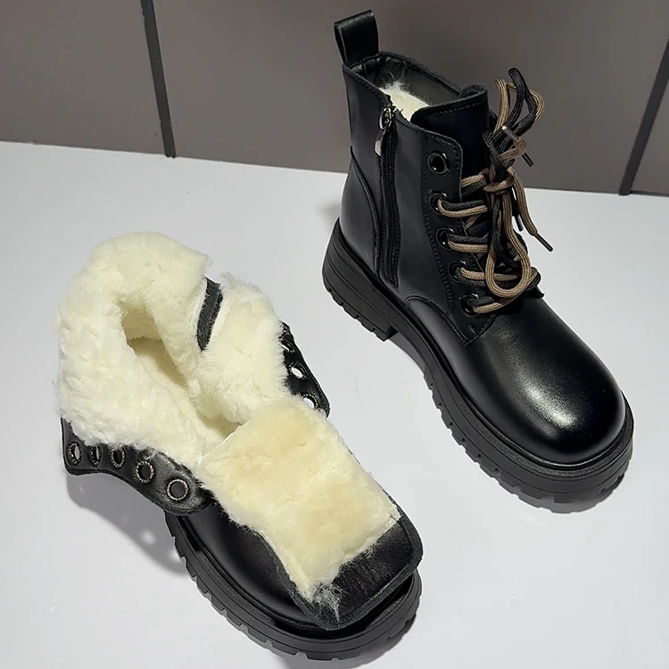 雪地靴女加绒加厚2024年新款大棉鞋秋冬季百搭羊毛靴皮毛一体百搭