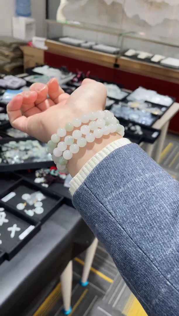 【闪购商品】翡翠挂件未镶嵌手串