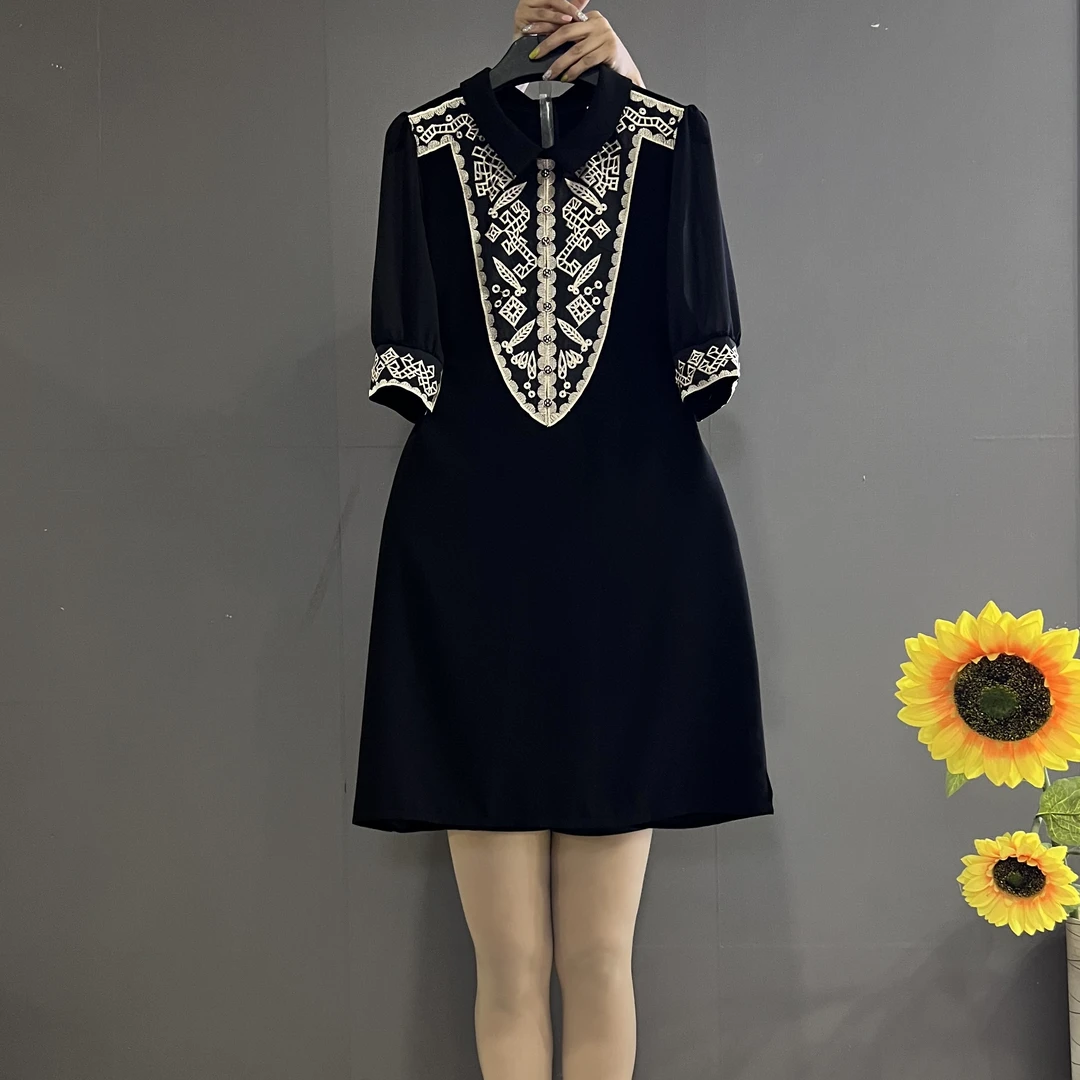 新款高级感重工刺绣雪纺袖拼接遮肚显瘦大码国风连衣裙2311