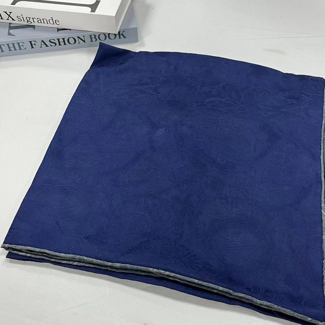 140香云纱方巾-冰霜两色 草木染杭罗135cm丝巾