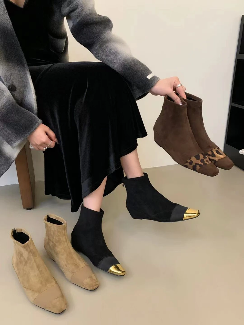 0288-8个性时尚靴拼接绒面时装靴方头坡跟短筒短靴女韩版百搭踝靴