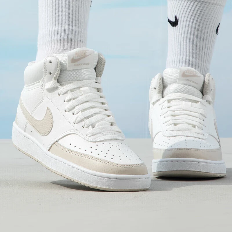 NIKE耐克女款小白鞋COURT VISION高帮复古经典学生板鞋CD5436-106