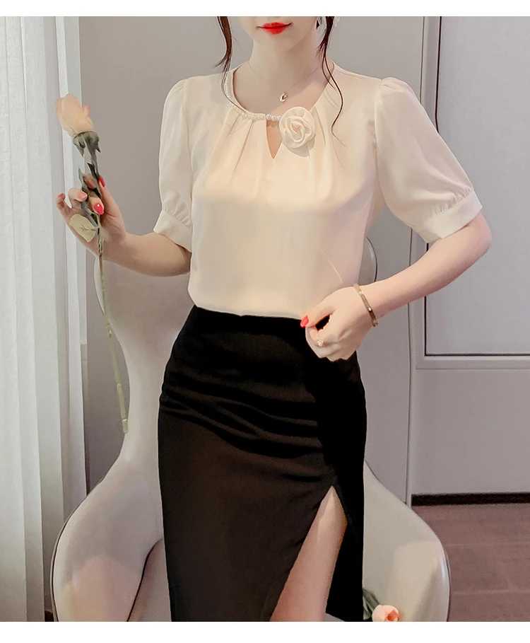2025夏季新款法式气质珍珠立体花朵雪纺衫女宽松缎面百搭短袖上衣