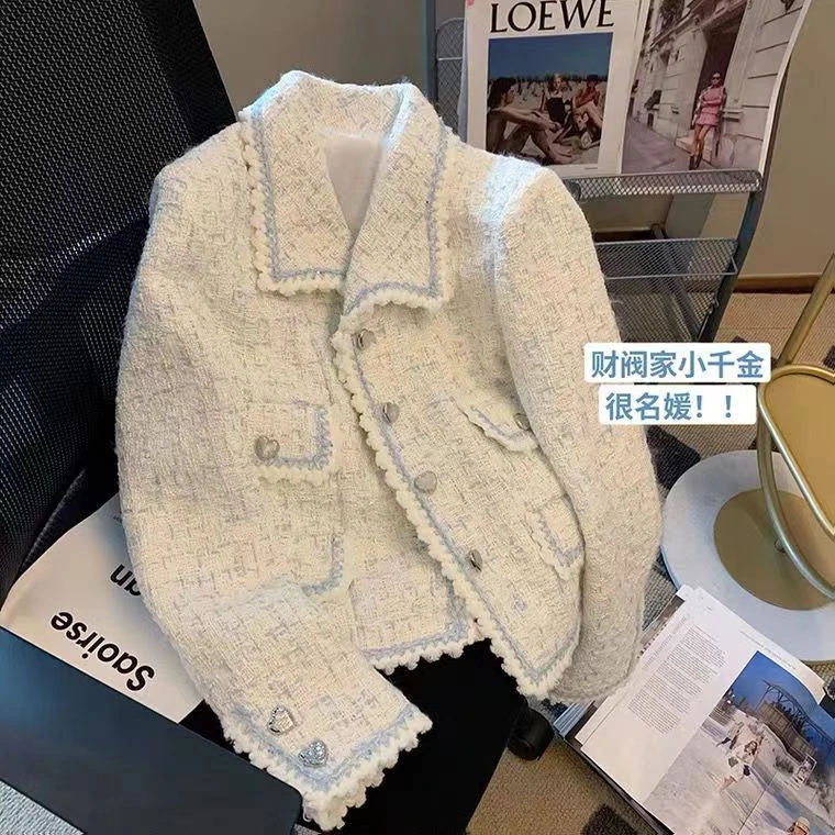 春季新款法式名媛小香风爱心纽扣时尚短款外套洋气粗花呢长袖上衣