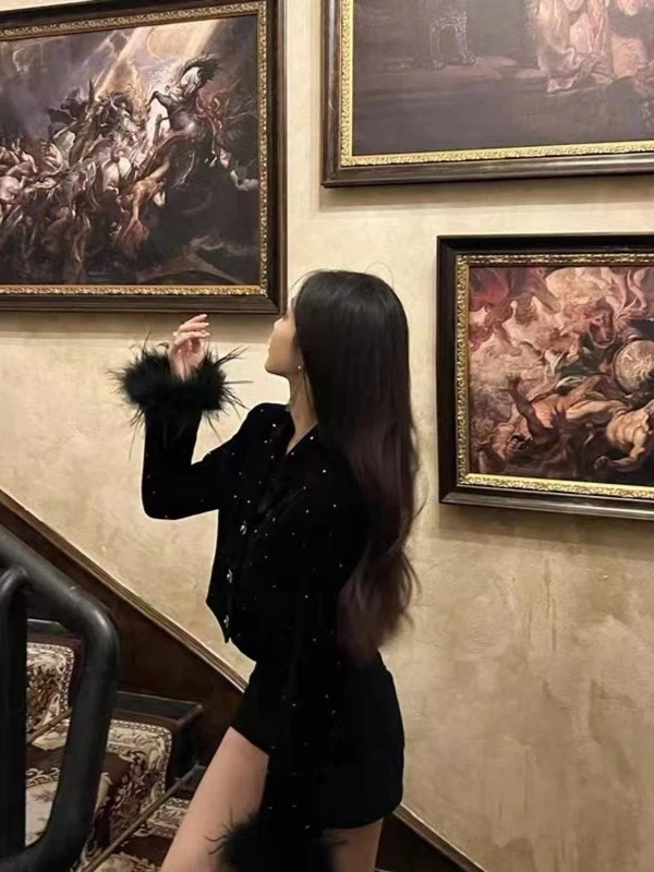 辣妹性感小众设计百搭经典外穿工艺显瘦纯欲风女装（1-60合集）