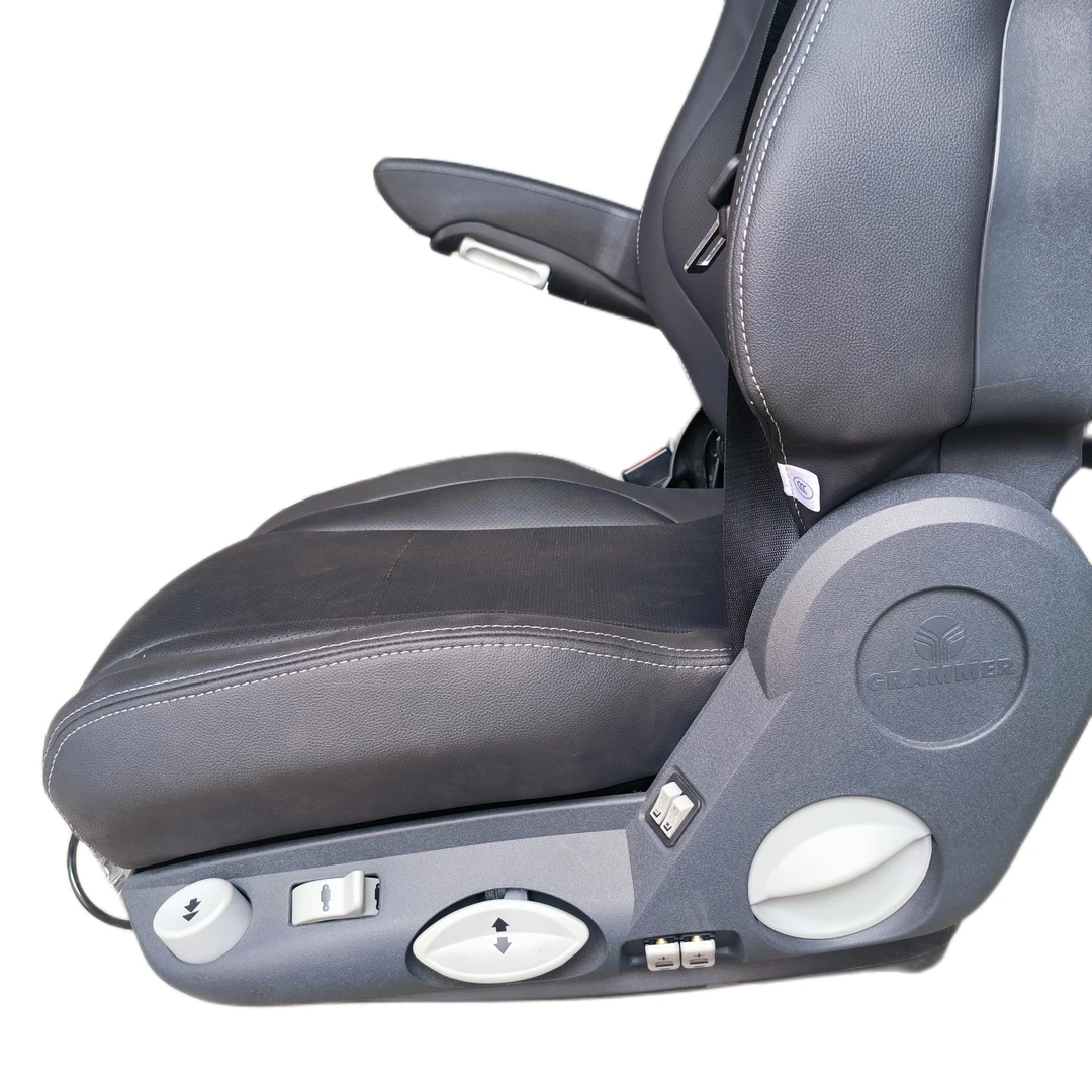 格拉默90.6四季版通风加热，气囊座椅，航空座椅