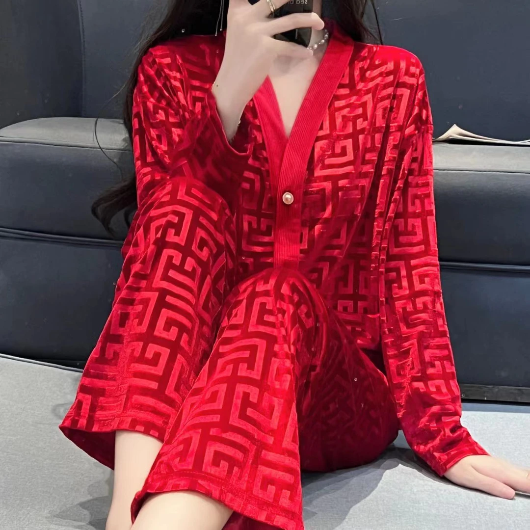 钻石绒2024新款高级感金丝绒睡衣女士秋冬季大牌风开衫春秋家居服